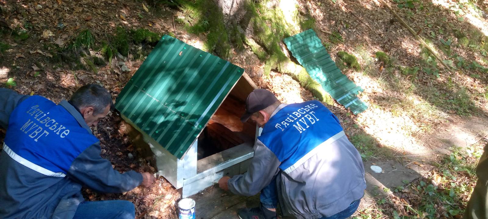 Фахівці Тячівського МУВГ відновлюють водні джерела « Басейнове ...